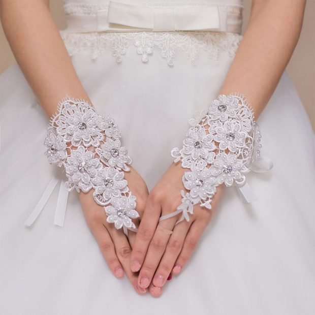 свадебные платья в пол: украшения для рук