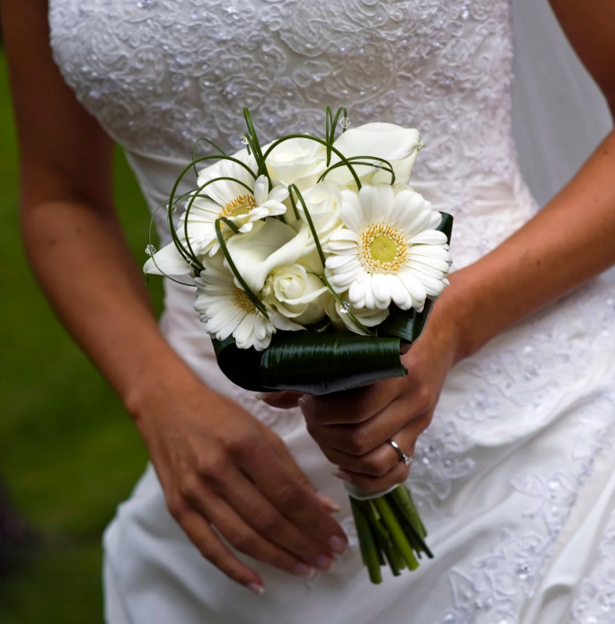 Белый букет невесты