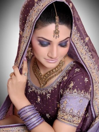 Наряды и украшения индийских невест, фото № 12
