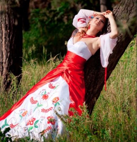 Красивые платья в украинском стиле, фото № 7