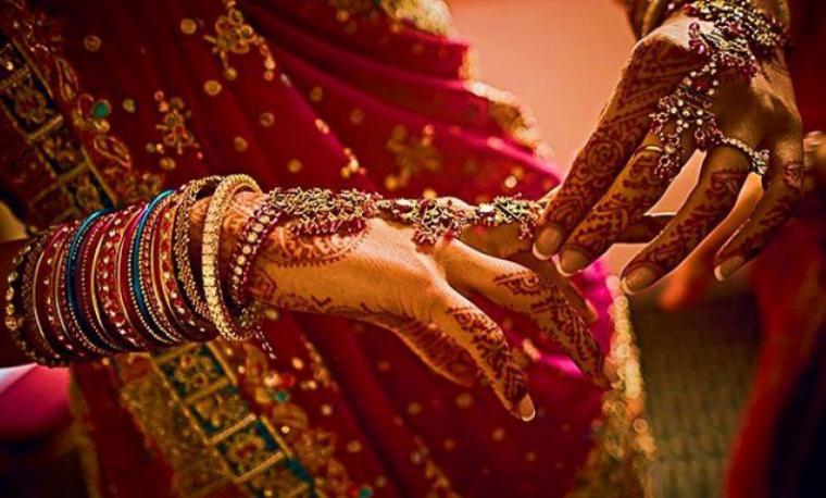 Потрясающе красивые свадебные наряды Индии, фото № 10