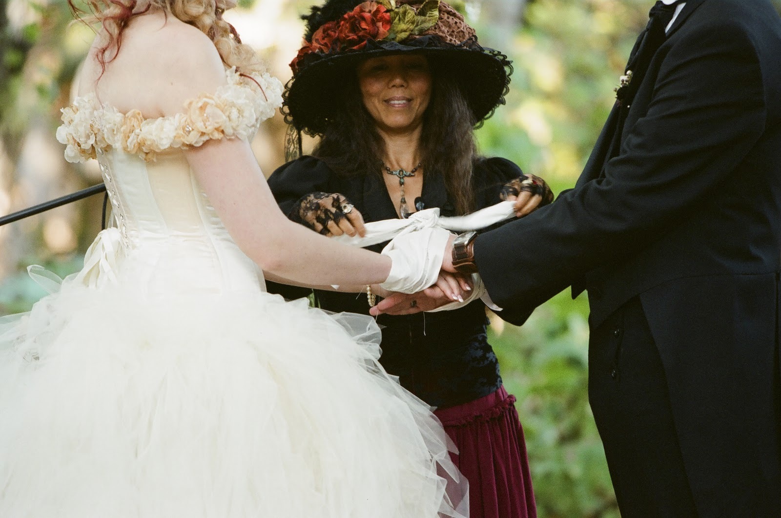 Steampunk wedding: варианты декора и нарядов свадьбы в стиле стимпанк, фото № 11