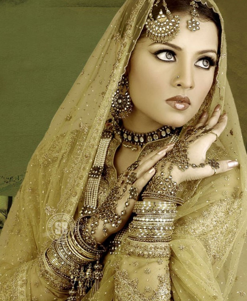 Наряды и украшения индийских невест, фото № 27