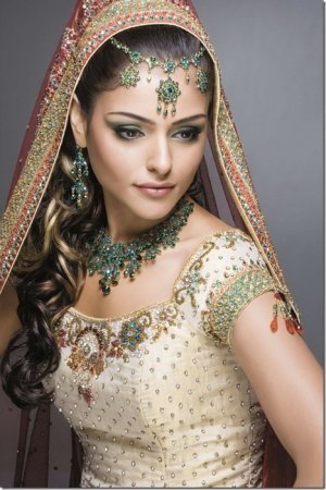 Наряды и украшения индийских невест, фото № 11