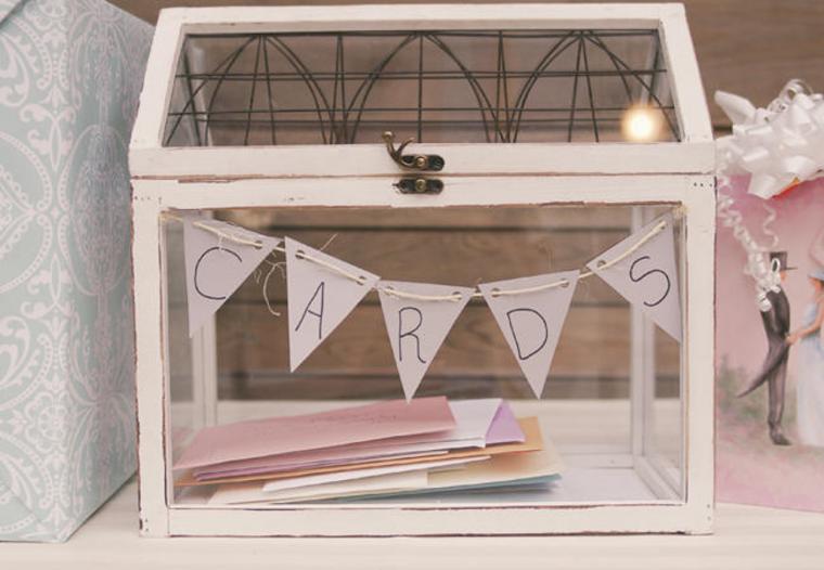 Свадебные аксессуары: 14 вариантов коробок для поздравительных открыток и конвертов с деньгами, фото № 10