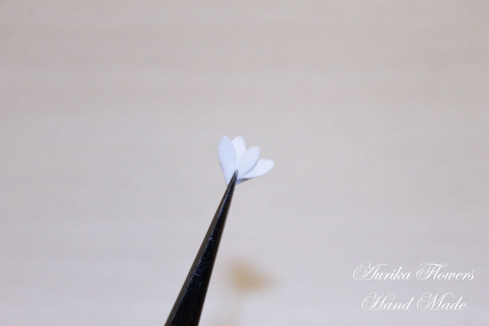 Как сделать цветок «Гипсофила» из фоамирана, фото № 6