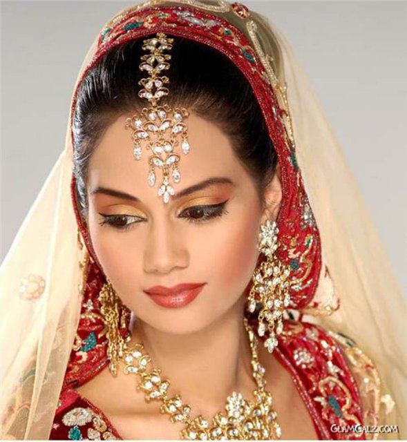 Наряды и украшения индийских невест, фото № 21
