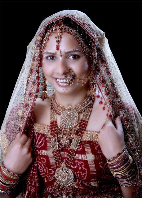 Наряды и украшения индийских невест, фото № 23