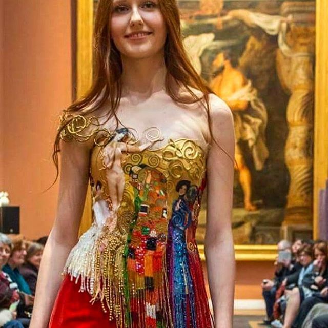 Удивительные платья французского дизайнера и модельера Sylvie Facon, фото № 31