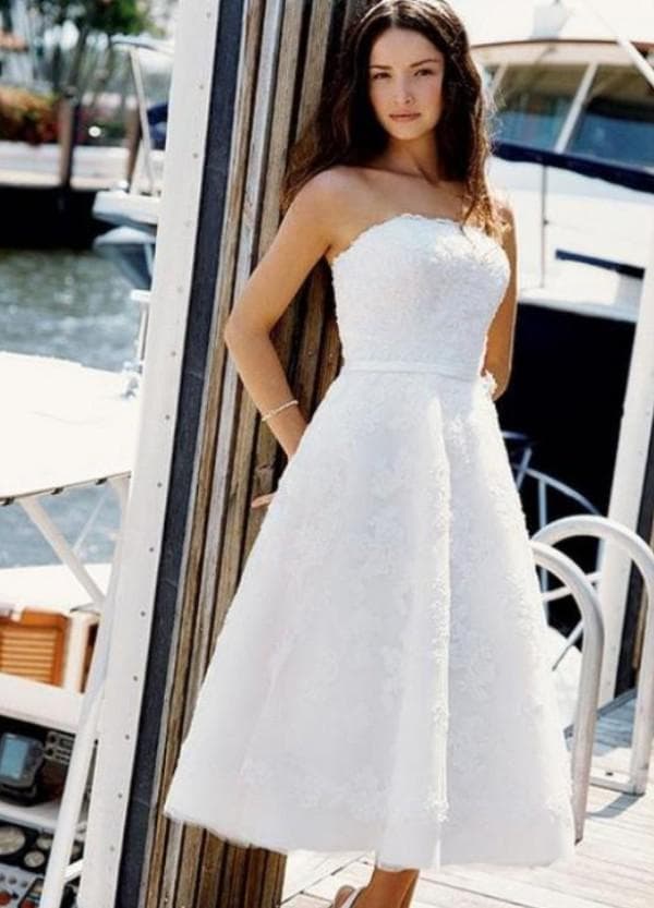 Недорогое гипюровое платье невесты