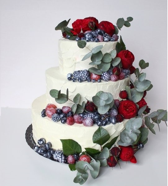 Торты с ягодами и цветами подборка фото (11)