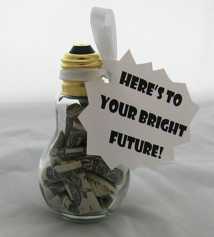 Деньги в лампочке можно сопроводить надписью о том, что они - свет в будущее