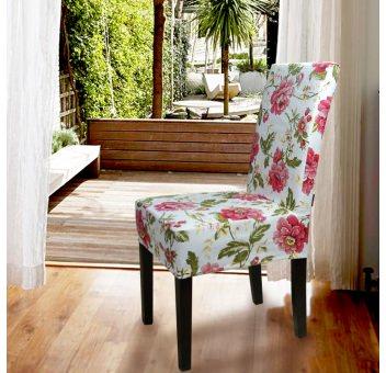 Накидки для стульев розового цвета с кружевой можно увидеть в кухне прованс, кантри и многих других
