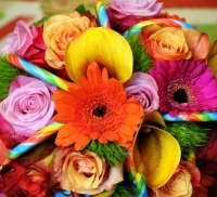 thumbs_raznocvetnii-svadebnii-buket-6 Разноцветная свадьба: яркий декор из микса любимых красок