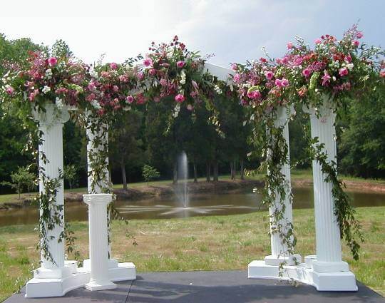 свадебная арка в классическом (греческом) стиле