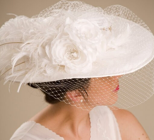 широкополая шляпа невесты