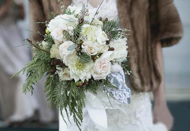 зимний букет невесты с ветками