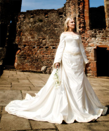 платье невесты мода Средневековья