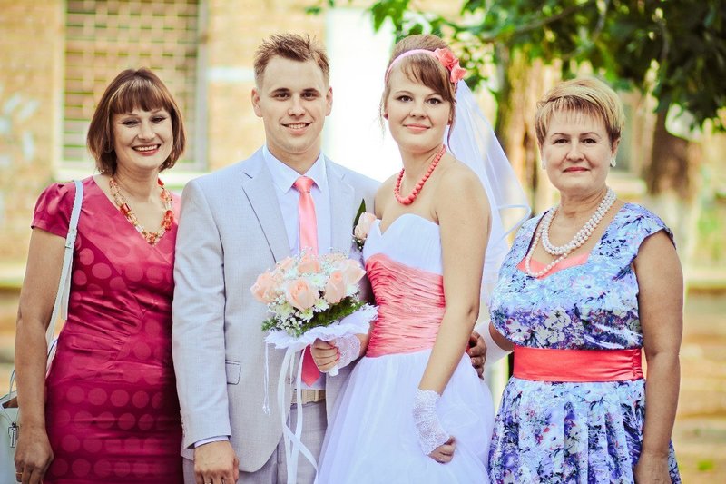 Платья на свадьбу для мам