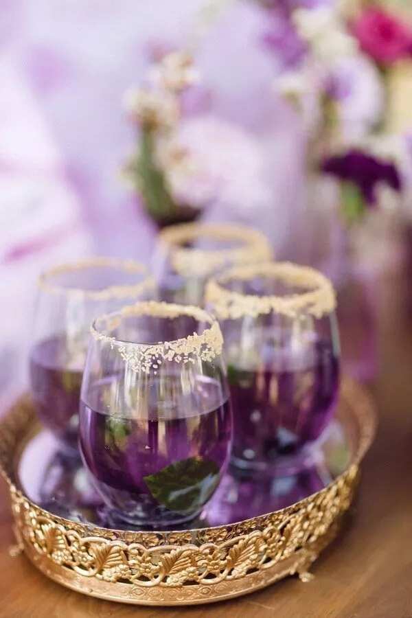 Drinks for purple wedding
