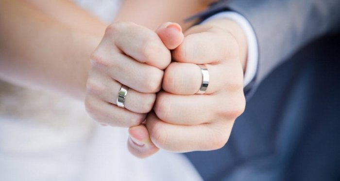 Широкие свадебные кольца
