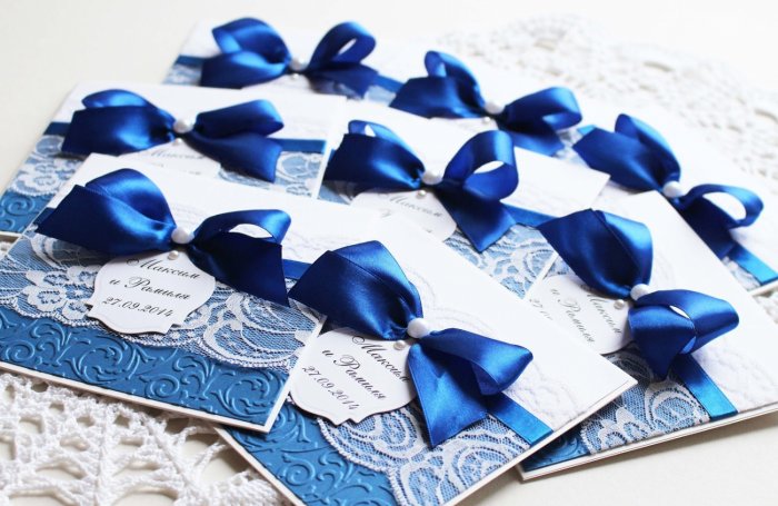 Пригласительный на свадьбу в сине-белой цветовой гамме