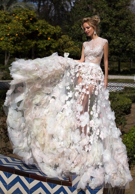 Прозрачное свадебное платье