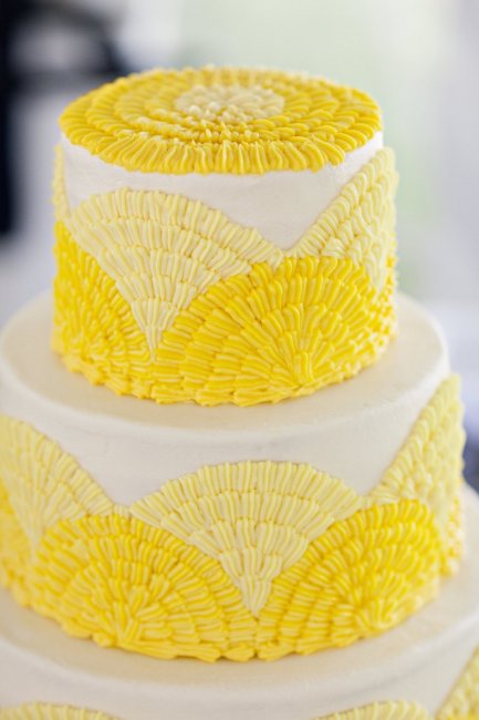 Торт для желтой свадьбы