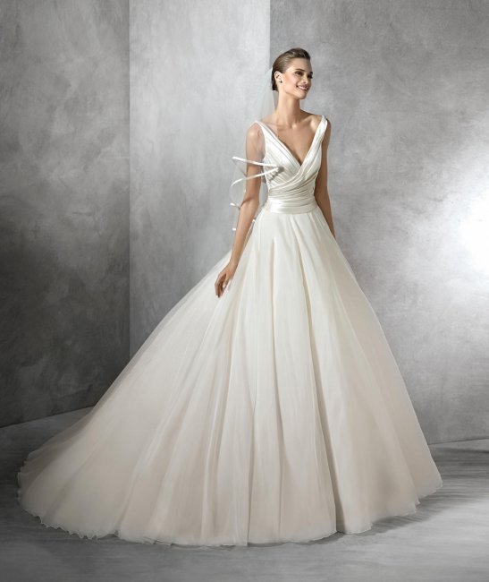 Свадебное платье с атласным лифом