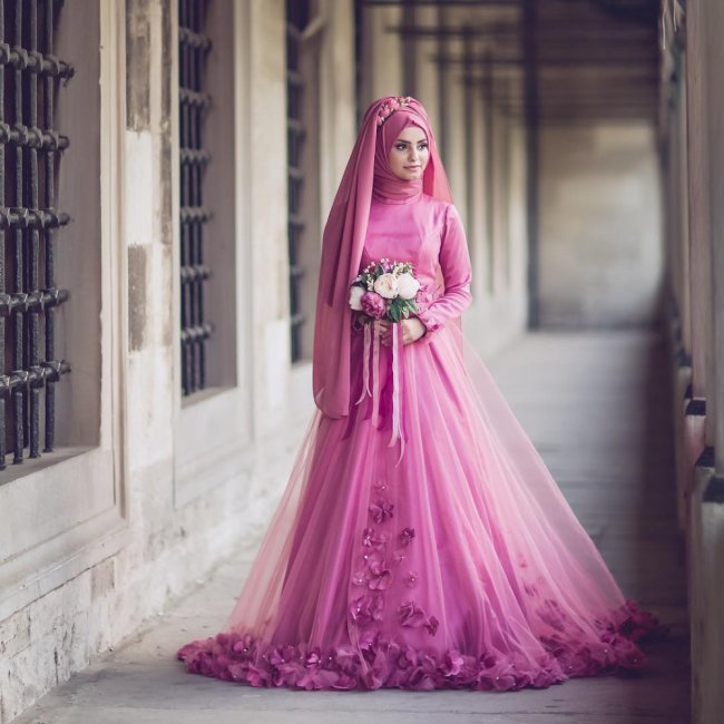 Мусульманское свадебное платье А силуэта