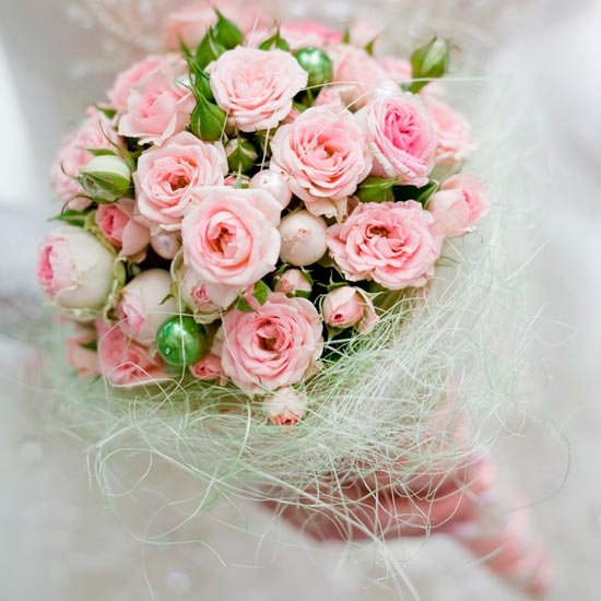 Нежный розовый свадебный букет