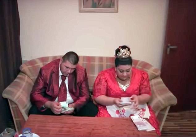 Цыганская свадьба с платьем за 175 тысяч долларов и дождем из денег