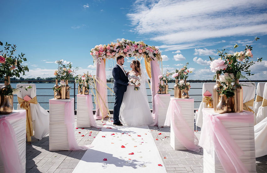 розовая свадьба стиль аксессуары бракосочетание советы стилиста невеста 